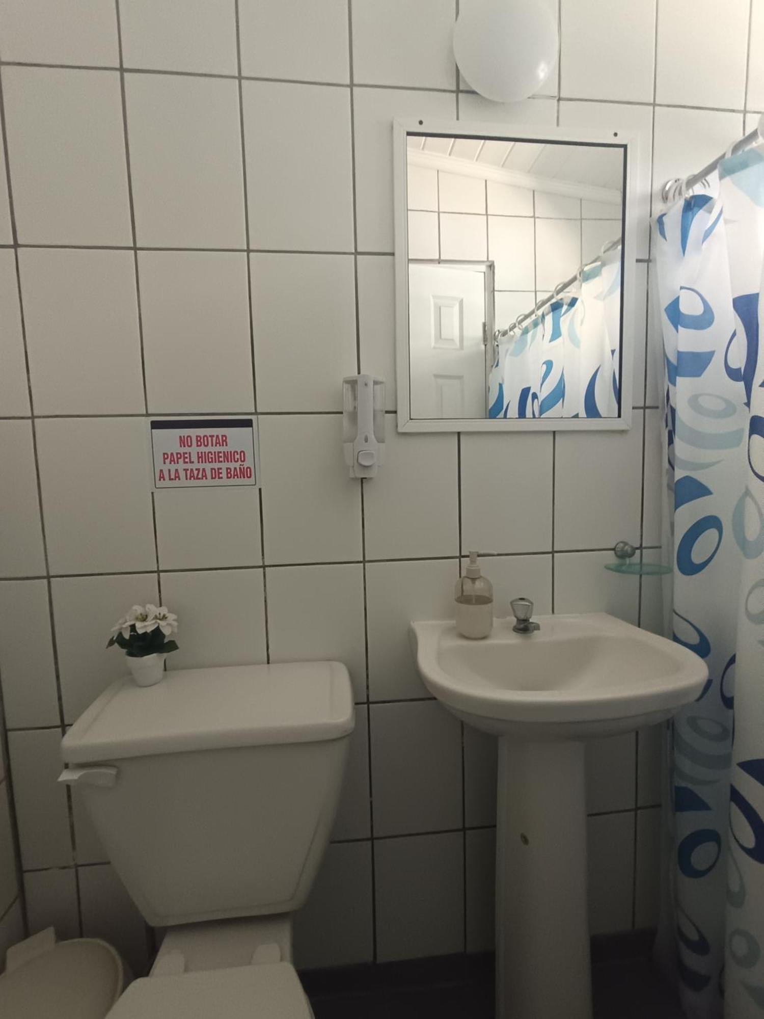 אל קיסקו Hostal Julia מראה חיצוני תמונה