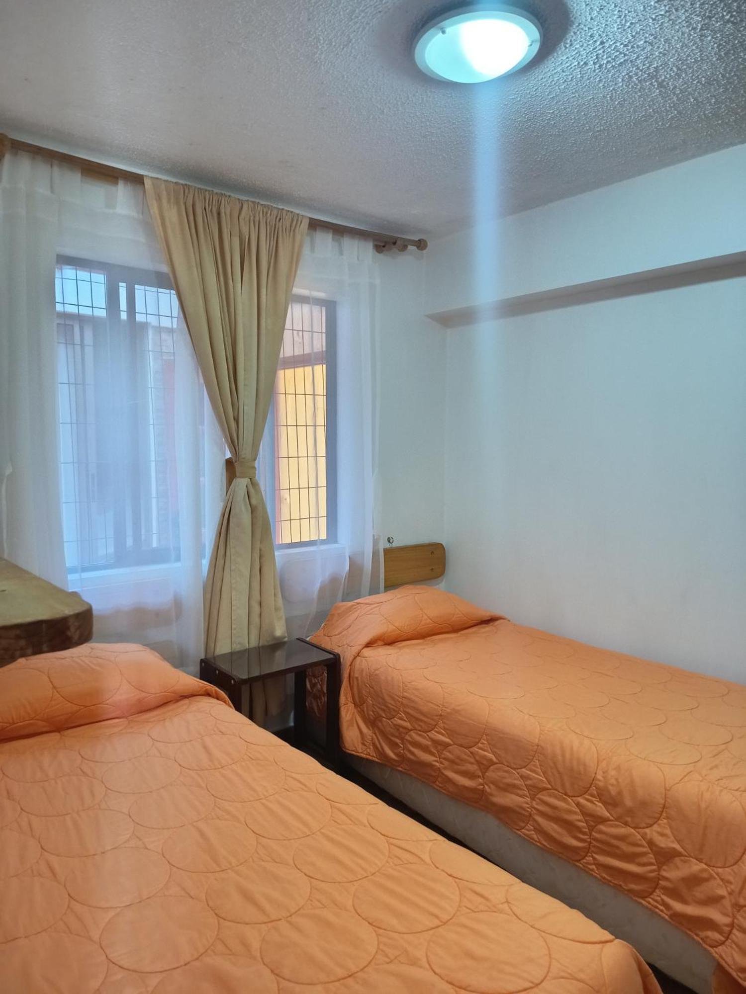 אל קיסקו Hostal Julia מראה חיצוני תמונה