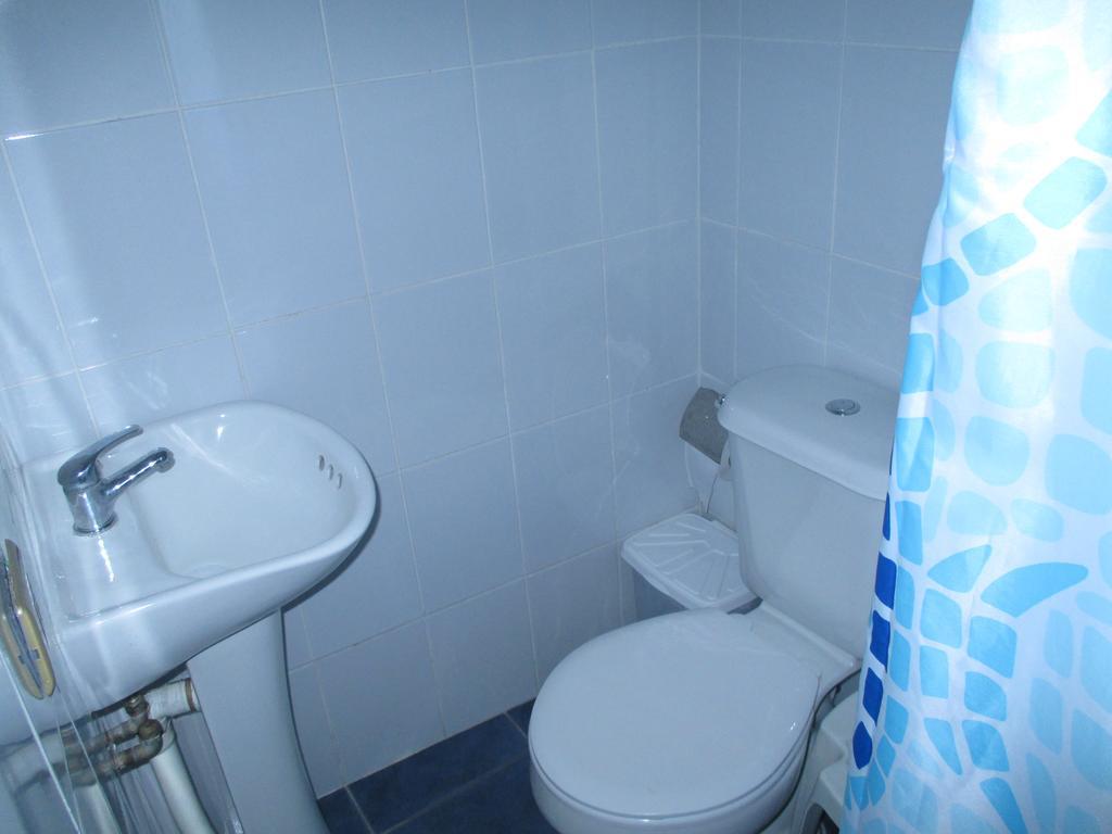 אל קיסקו Hostal Julia מראה חיצוני תמונה
